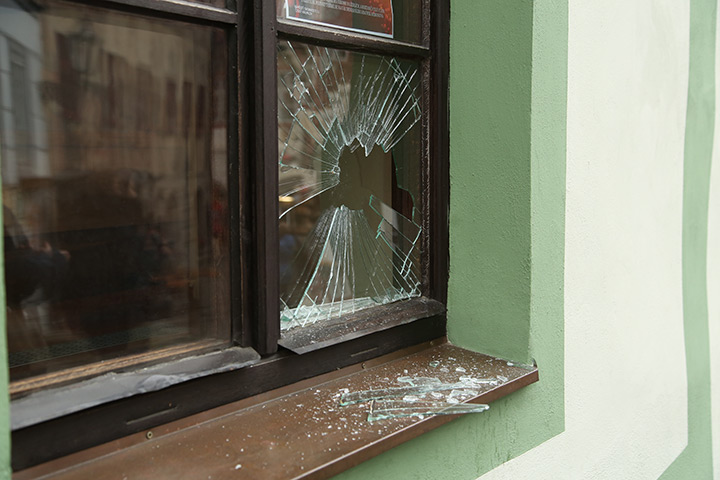 A2B Glass are able to board up broken windows while they are being repaired in Tunbridge Wells.